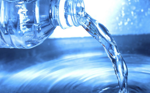 玉皇池天然矿泉水推荐水健康知识